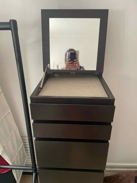 Photo of free 6 Drawer Unit With Vanity Top (WestHoe PL1) #2