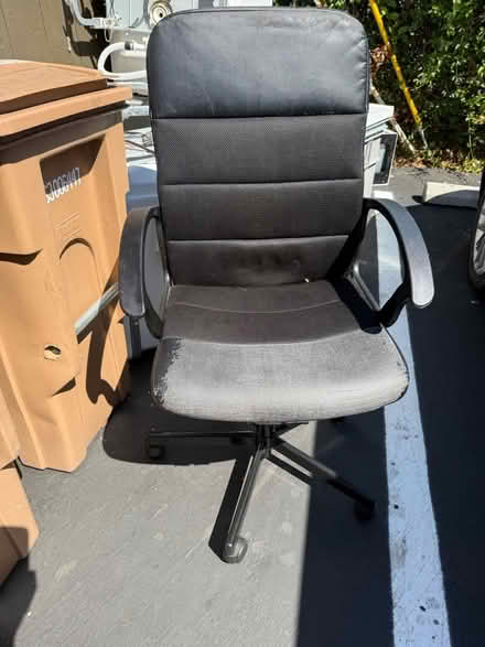Photo of free Lightweight office chair (Valencia Avenue, Sunnyvale) #1