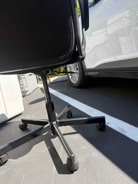 Photo of free Lightweight office chair (Valencia Avenue, Sunnyvale) #4