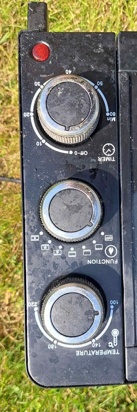 Photo of free Counter top mini oven (Boarhunt PO17) #2