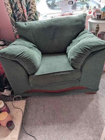Photo of free Green armchair v comfy S6 (S6 4QT) #1