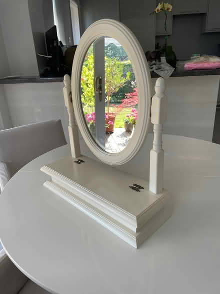 Photo of free Dressing table portable mirror (LE12) #1