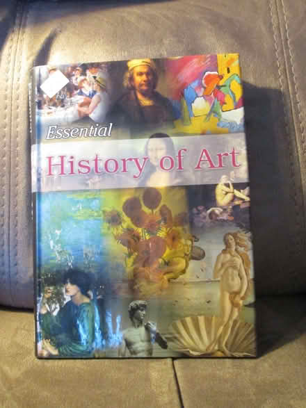 Photo of free Book Essential History of Art (Walderslade ME5) #1