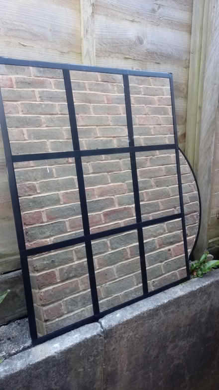 Photo of free Mirrors (Horsham, near Bennetts Field) #1