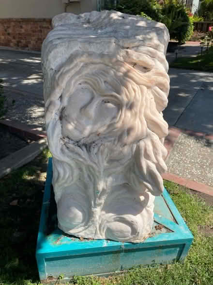 Photo of free Zulema Di Marco sculpture (San Leandro, CA) #2