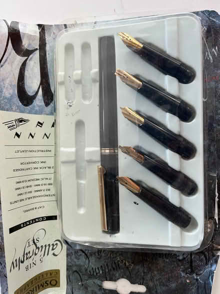 Photo of free Osmiroid 5 Nib Caligraphy set (Breadsall DE21) #1