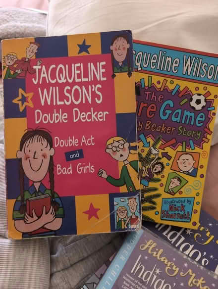 Photo of free Books girls (MK42) #1