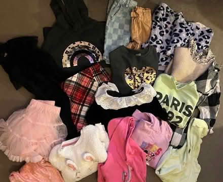 Photo of free Girls clothing bundle age 6-7 (Kingsknowe EH14) #1
