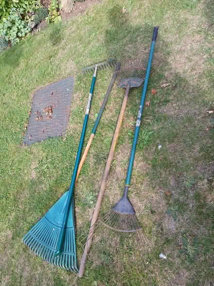 Photo of free Further long handle garden tools (GU3 1JQ Compton) #1