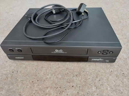 Photo of free Video tape player (Wokingham RG41) #1