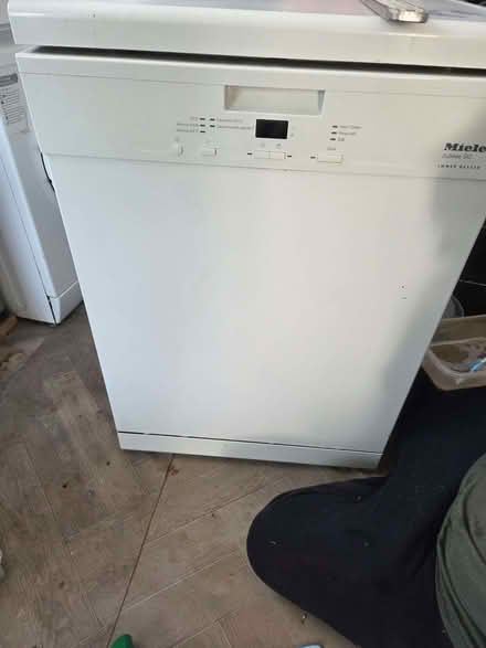 Photo of free Dishwasher miele (Holmer Green HP15) #1