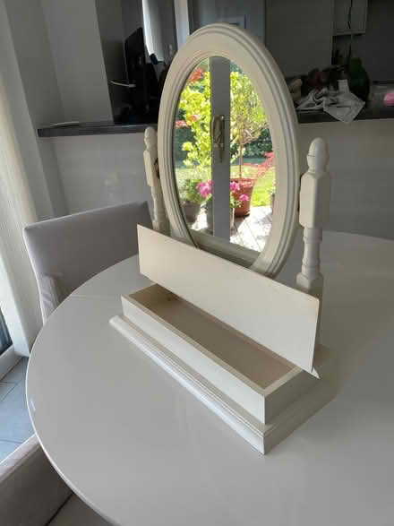 Photo of free Dressing table portable mirror (LE12) #2
