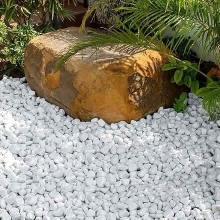 Photo of Garden pebbles (S101NR) #2