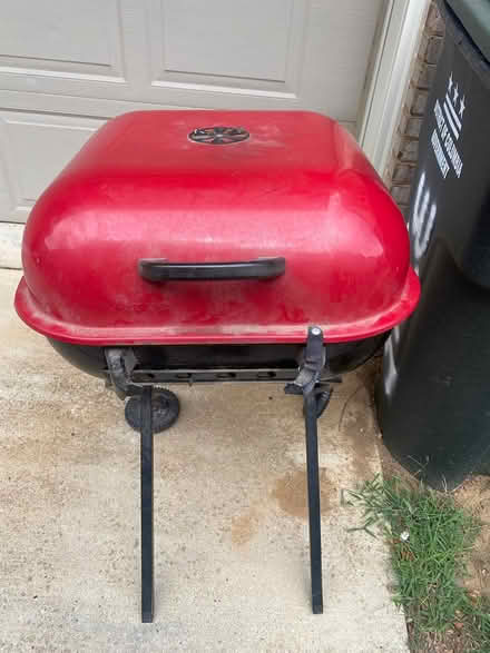 Photo of free Charcoal grill (NE DC) #1