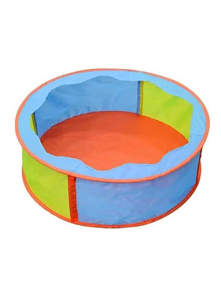 Photo of Pop up play pit/tent (LE2) #1