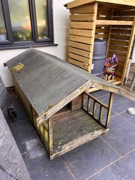 Photo of free wooden dog kennel (BL9) #2