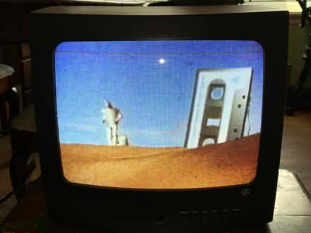 Photo of free 📺 13” GE CRT TV model no. 13GP341 (Ypsilanti, MI 48198) #2