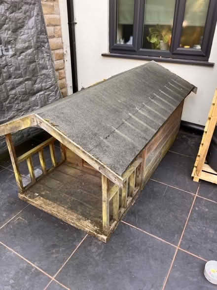 Photo of free wooden dog kennel (BL9) #4