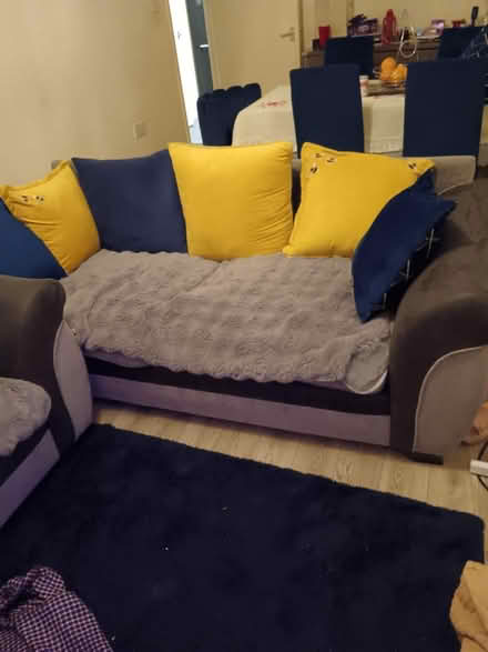 Photo of free 3 seater DFS sofas x2 (Croydon CR0) #1