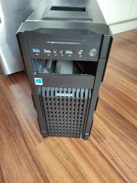 Photo of free Tower gaming PC case (High Town LU2) #1