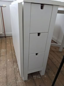 Photo of free White wooden table (Dunfermline KY11) #1
