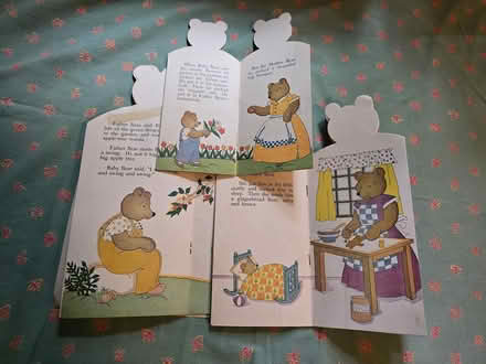 Photo of free Yellowstone Bear Books (West 7th) #3