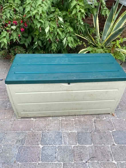 Photo of free Keter Garden Storage Box/Bench (CT10) #3