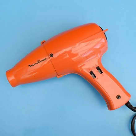 Photo of Vintage hair dryers/styling products (broken preferred!) (Heysham LA3) #1