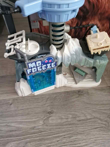 Photo of free More Toys * (Currie EH14) #1