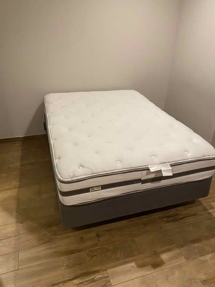 Photo of free Full-Size Bed (Greenpoint, Brooklyn) #2