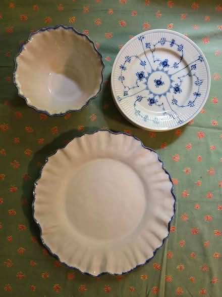 Photo of free White w/ Blue Dishes (West 7th) #1