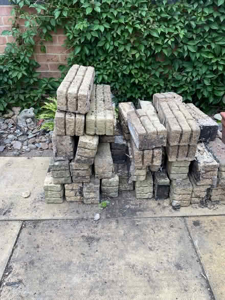 Photo of free Buff stone effect building bricks (Waltham Abbey EN9) #1
