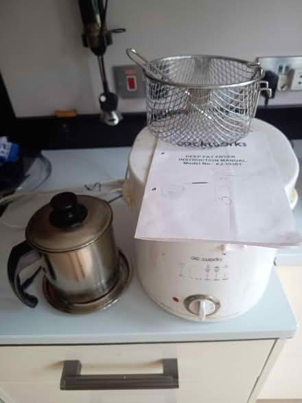 Photo of free Deep fat fryer (Hayling Island PO11) #1