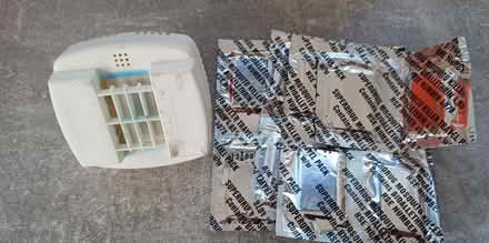 Photo of free Europe plug-in mosquito repellent (Pagham PO21) #2