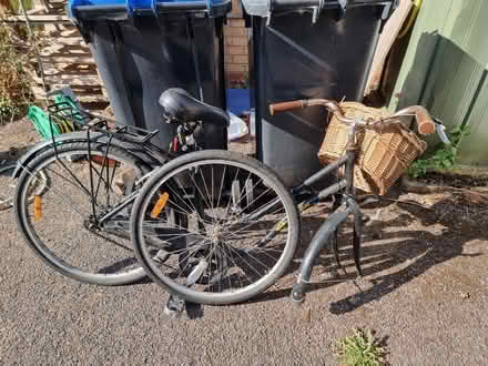 Photo of free Bike with basket (Bishopton Hamlet CV37) #1
