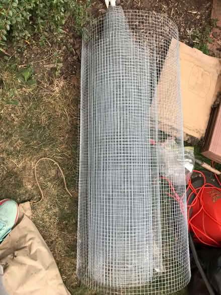 Photo of free roll of wire (Arundel BN18) #1