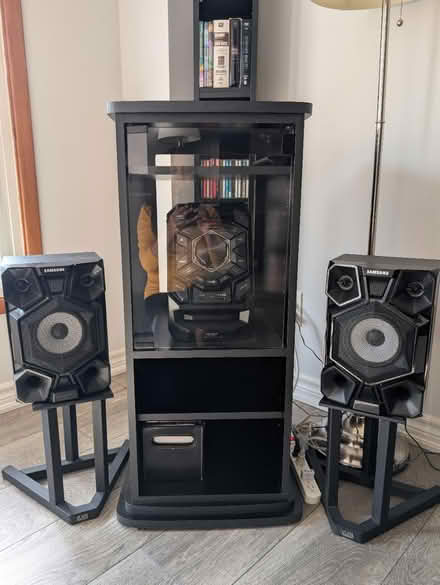 Photo of free Stereo/cabinet/speaker stands (Square One) #1