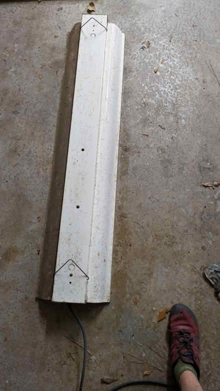 Photo of free Lighting fixture (Spring Branch West) #3