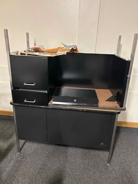Photo of free Desks, tables (Beverly Grove in Los Angeles) #2