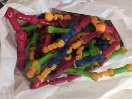 Photo of free Zoob building toy (GU3 Woodstreet Village) #1
