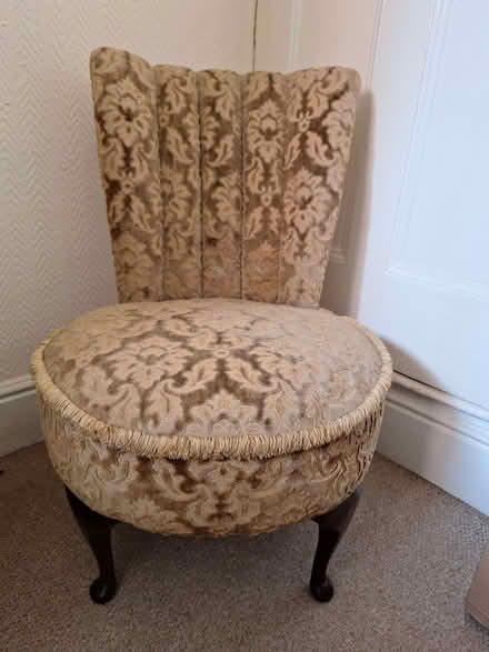 Photo of free Chair and foot rest (Highbury Vale NG6) #2
