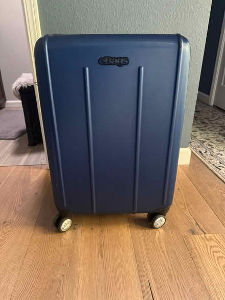 Photo of free Medium/Large suitcase (101 and Fair Oaks Sunnyvale) #1