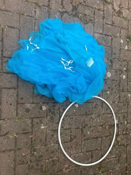 Photo of free Hanging Net For A Child's Bed (Leigh Park BA13) #1