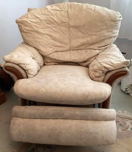 Photo of free Reclining, Rocking Armchair (Beckford GL20) #2