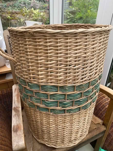 Photo of free Large weaved laundry basket (Oxford OX4) #1