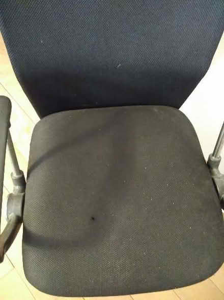 Photo of free Black office chair with arms (Bagwyllydiart HR2) #3