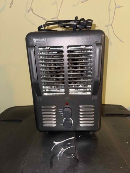 Photo of free Small space heater (Elverson) #1