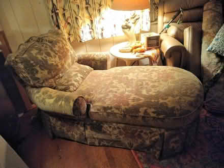 Photo of free sturdy old chaise lounge (Piedmont Avenue neighborhood) #2