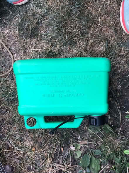 Photo of free petrol can (Arundel BN18) #1