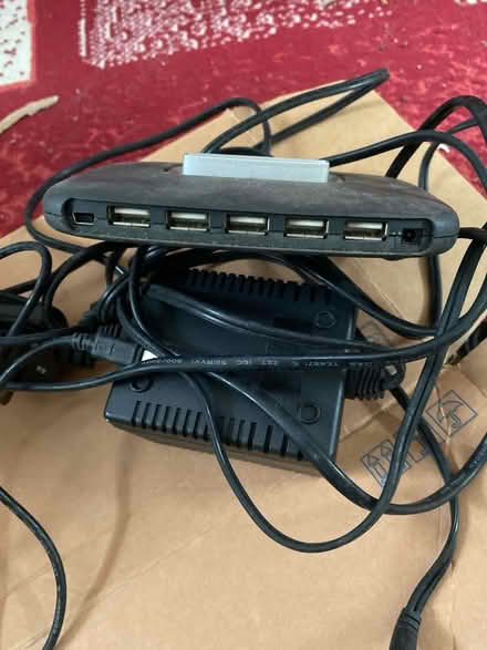 Photo of free Usb hub (Beaumont LA1) #2